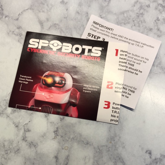 SPYBOTS T.R.I.P. Cybernetic Security Room Robot - Picture 7 of 10